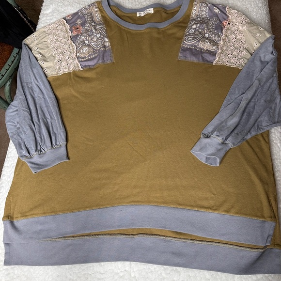 We The Free Olive and Blue/Grey Women's Top - Picture 2 of 7